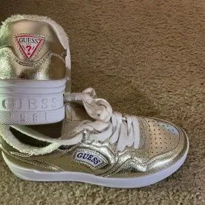 GUESS Women's Sybela Sneakers - Retro Logo Window Street Style - View #5